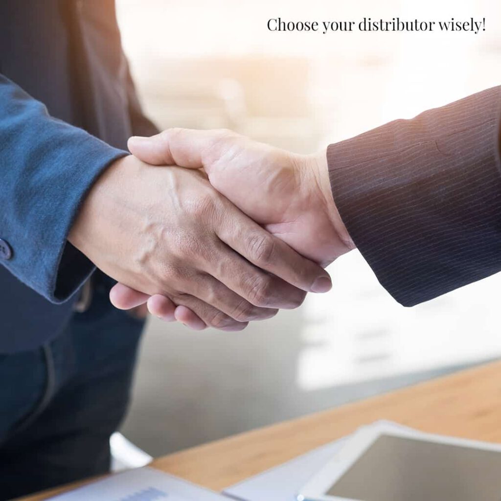 choose your distributor wisely Small E-commerce Rugs and Carpet Company