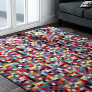 How to use colorful rugs in your home décor?