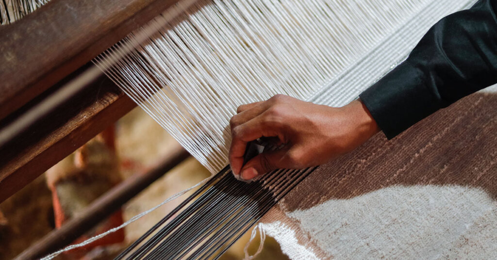 5.Hand loomed rugs Hand loomed rugs